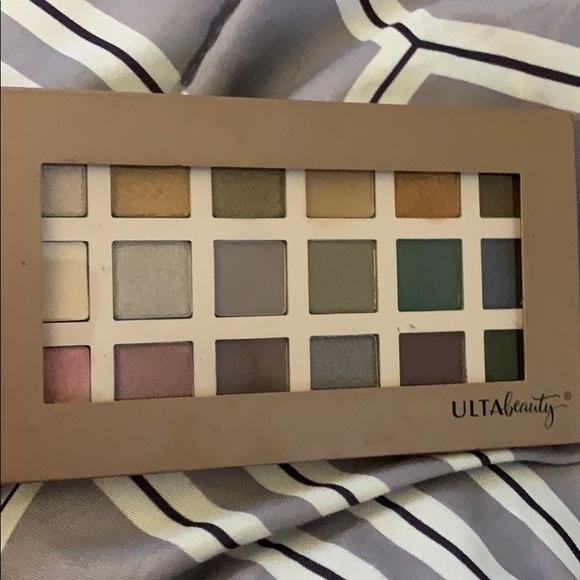 SOLD Ulta eyeshadow palette - Picture 2 of 4